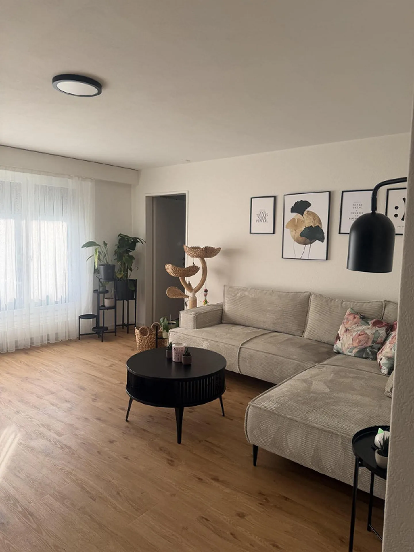 Bright 2.5 Room Apartment with Private Garden Patio - Photo 2 of 10
