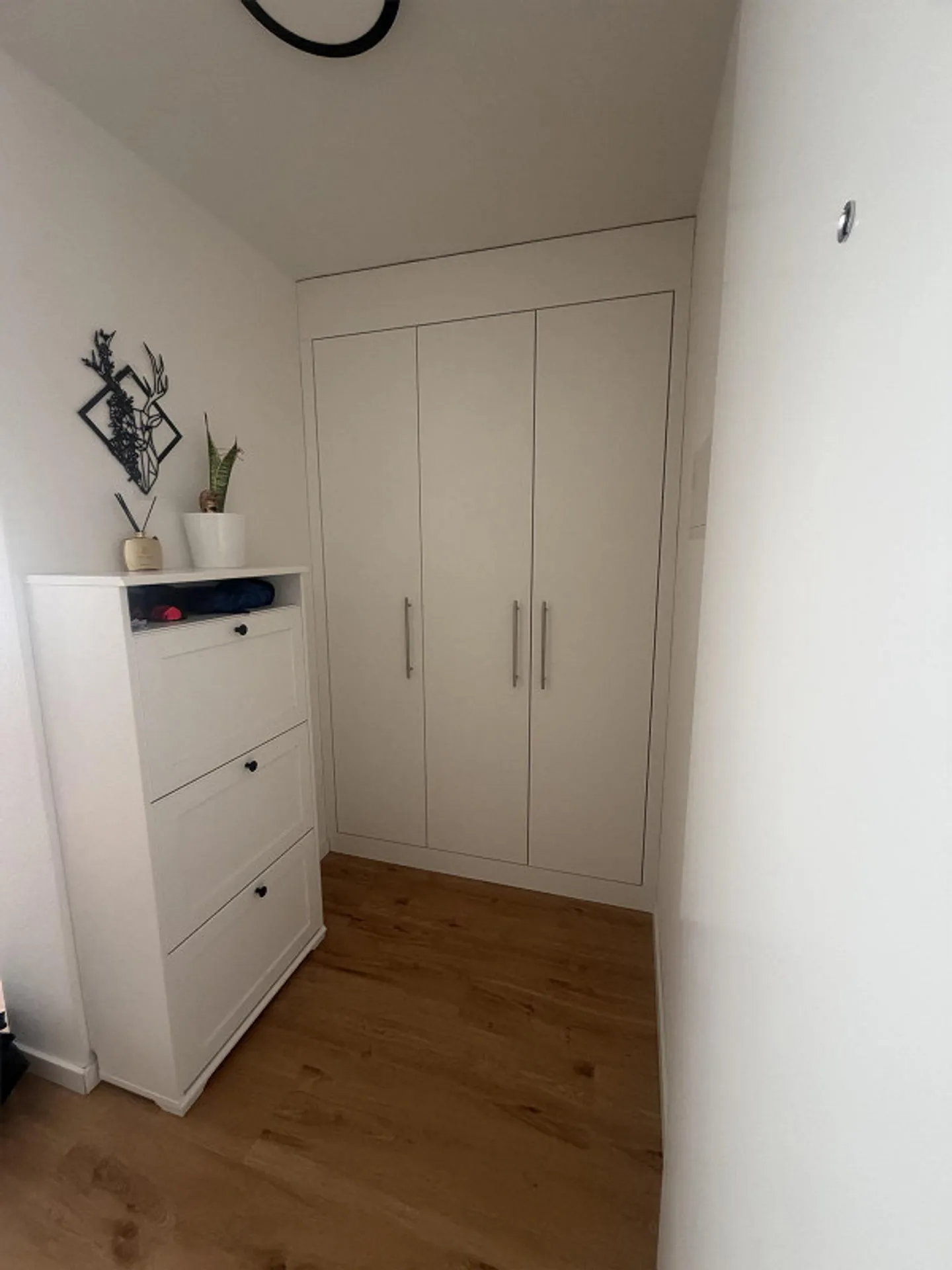 Bright 2.5 Room Apartment with Private Garden Patio - Photo 3 of 10