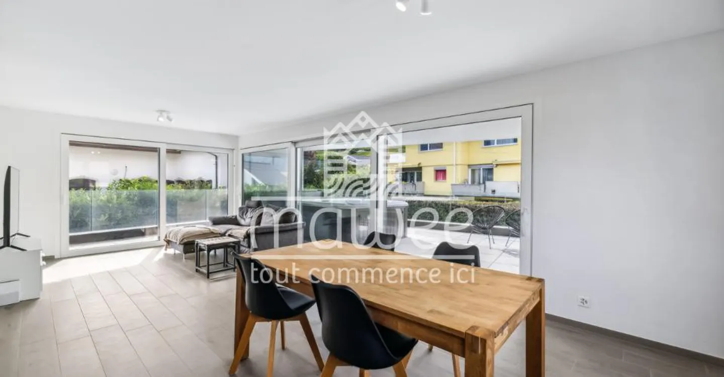Élégance, confort et terrasse d'exception au cœur de Leytron ! - Foto 2 di 13