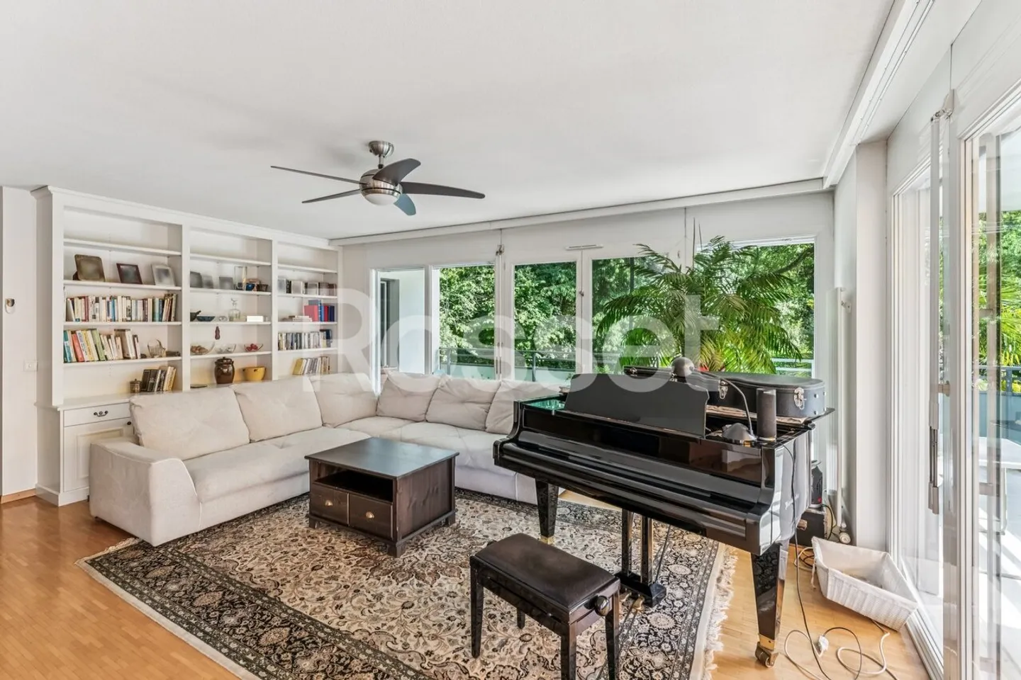 Exclusive: Elegant 6-Room Apartment with Large Terrace - Photo 2 of 7