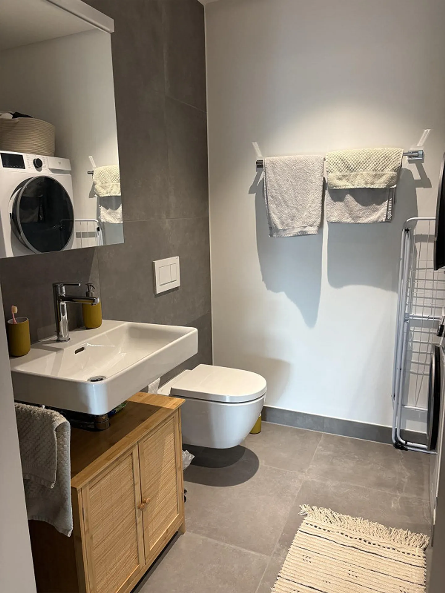 Nouvel appartement de 2,5 pièces dans le quartier confortable de Tribschen - Photo 15 sur 16