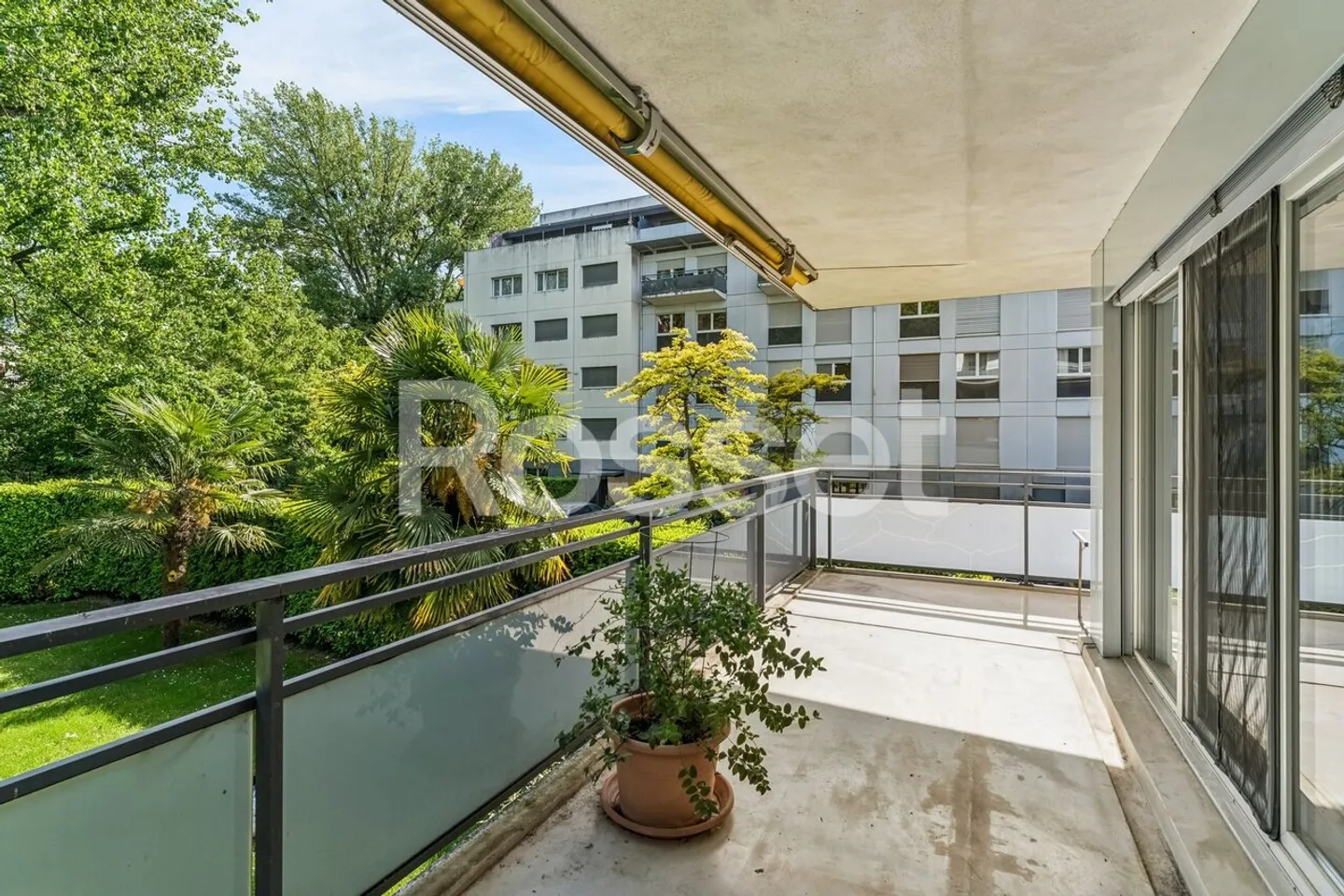 Exclusive: Elegant 6-Room Apartment with Large Terrace - Photo 6 of 7