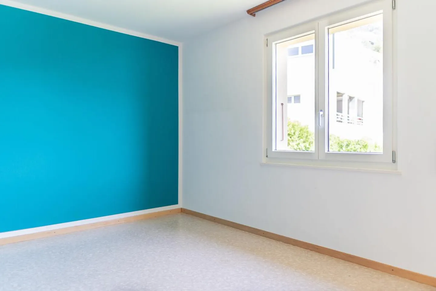 Casa unifamiliare ben tenuta con appartamento separato e molto potenziale - Foto 12 di 25