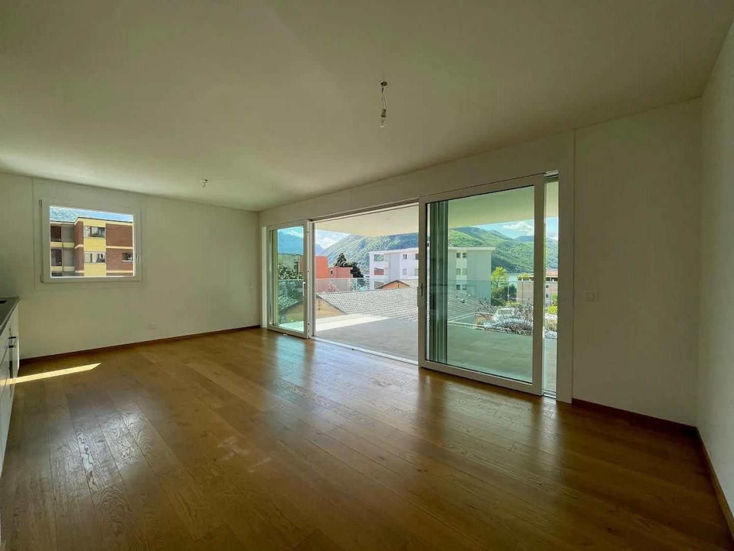 Melide, appartamento 3.5 locali con terrazza - Foto 5 di 7