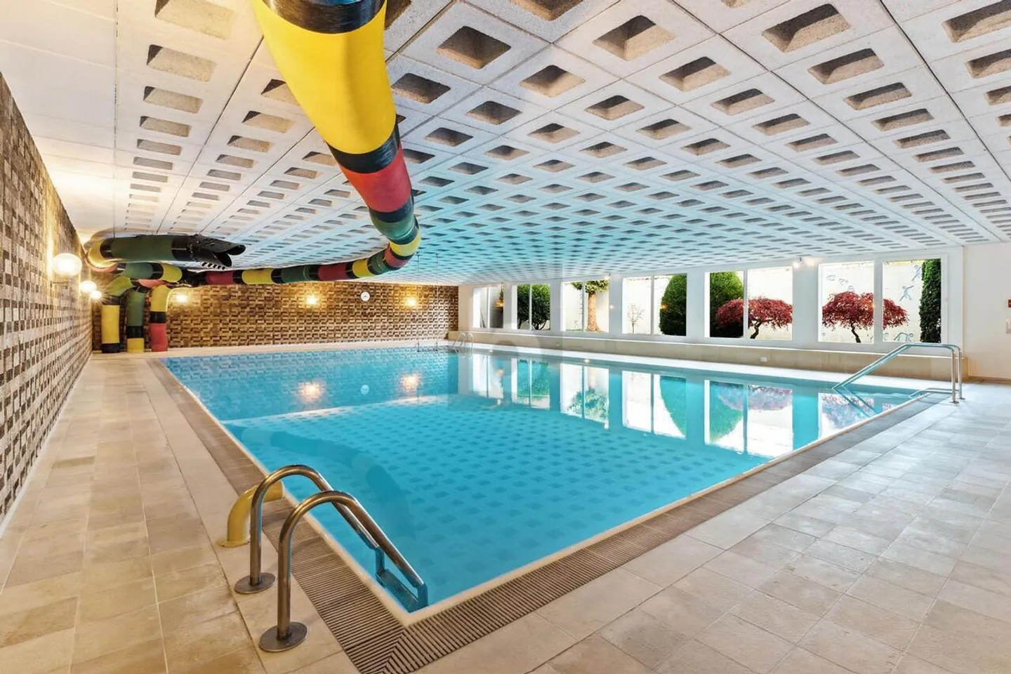 MODERNE ET STYLÉE AVEC TERRASSE ENSOLEILLÉE - Photo 5 sur 6