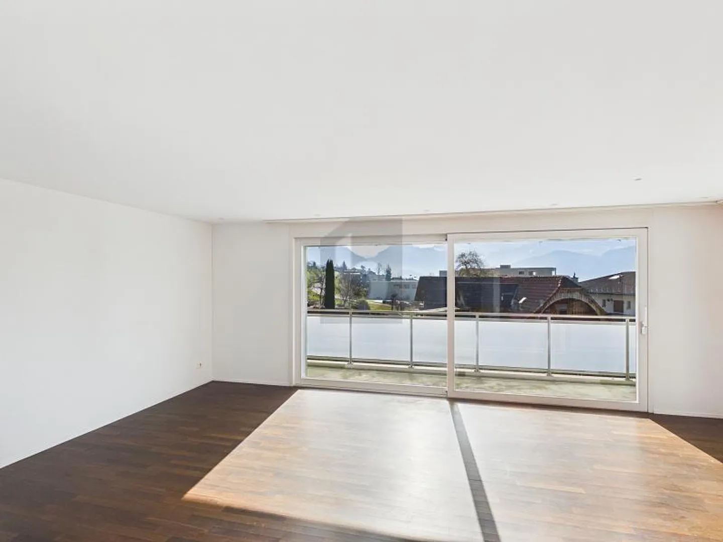 Stylische Wohnung mit Bergblick - Foto 4 von 6