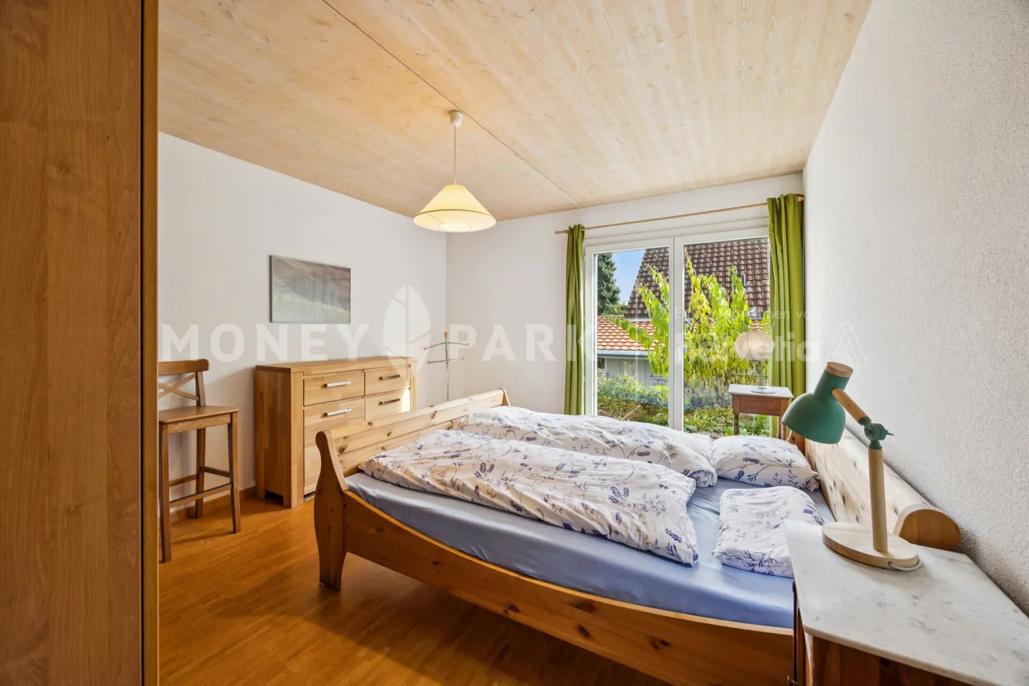 Charmante maison individuelle de 8,5 pièces avec beaucoup d'espace pour la famille et les loisirs - Photo 4 sur 13