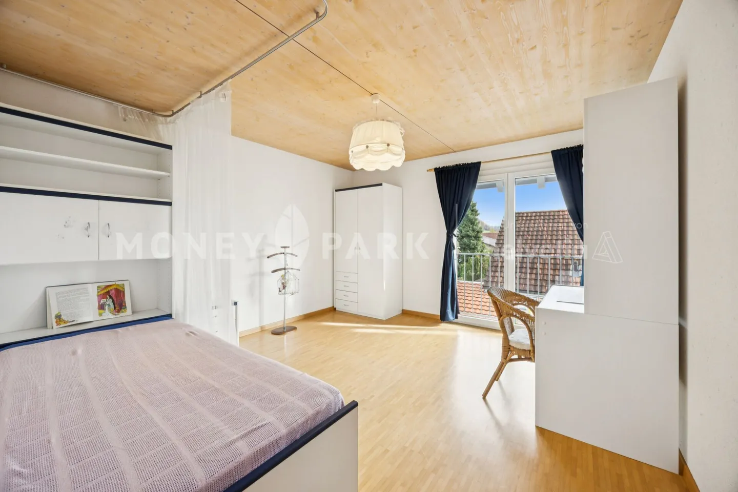 Charmante maison individuelle de 8,5 pièces avec beaucoup d'espace pour la famille et les loisirs - Photo 5 sur 13