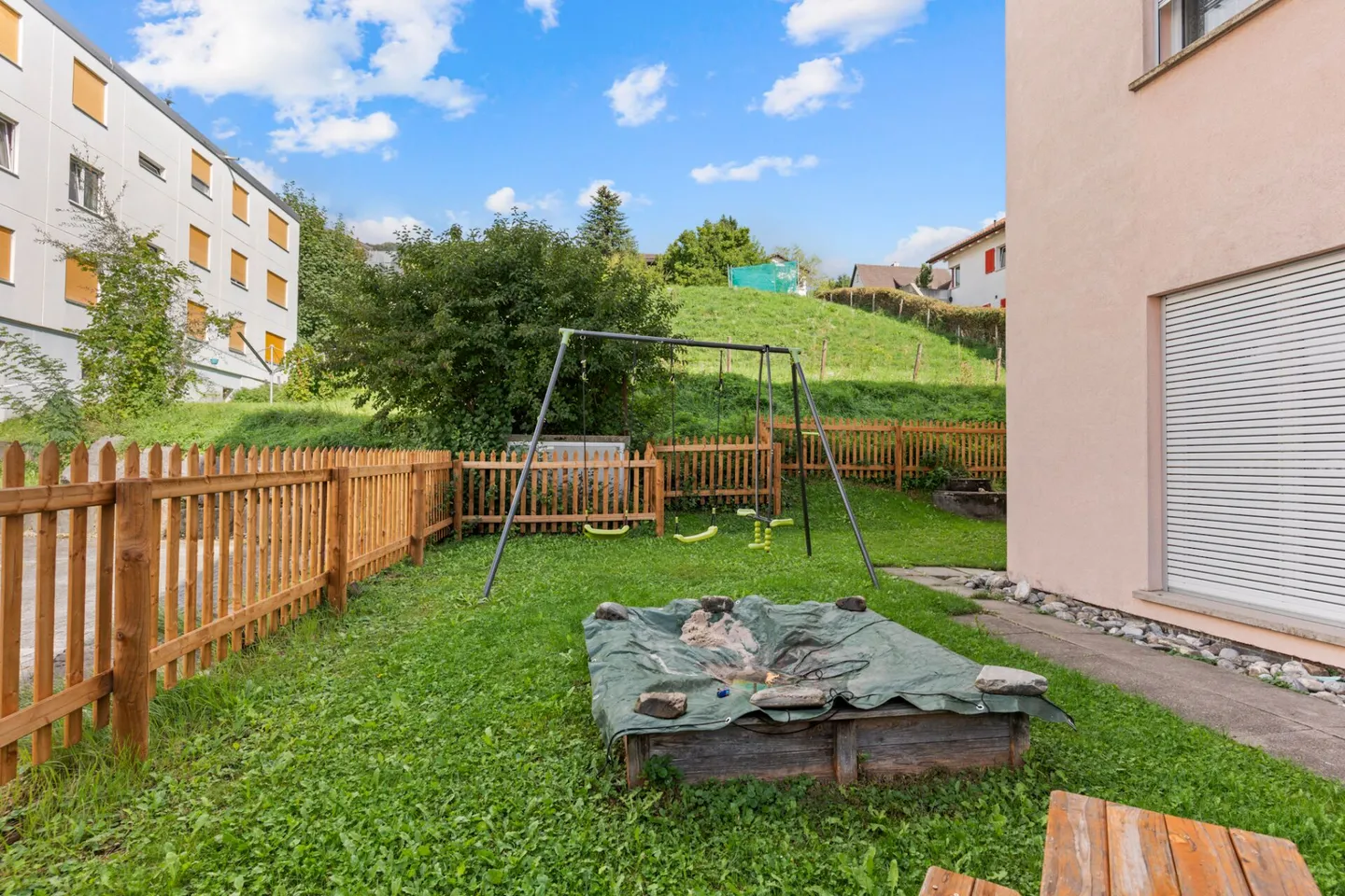 Geräumige Wohnung mit grosser Terrasse - Foto 6 von 26