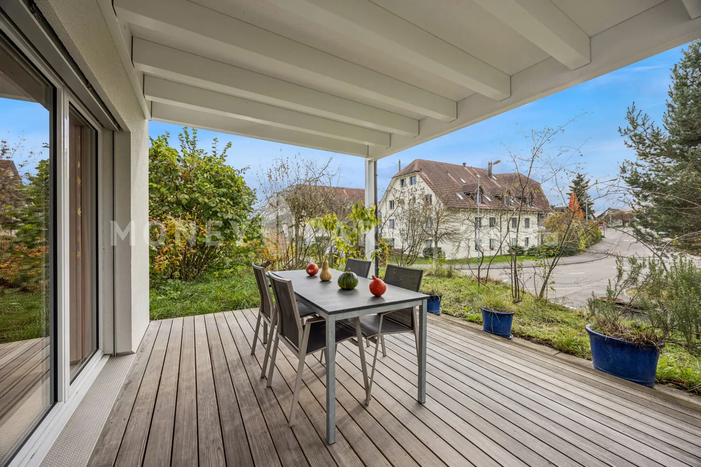 Charmante maison individuelle de 8,5 pièces avec beaucoup d'espace pour la famille et les loisirs - Photo 12 sur 13