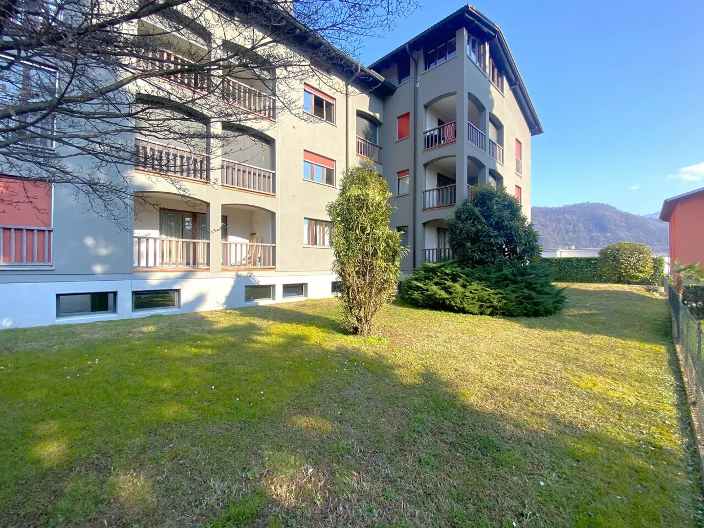 Appartamento ammobiliato in affitto - Foto 9 di 11
