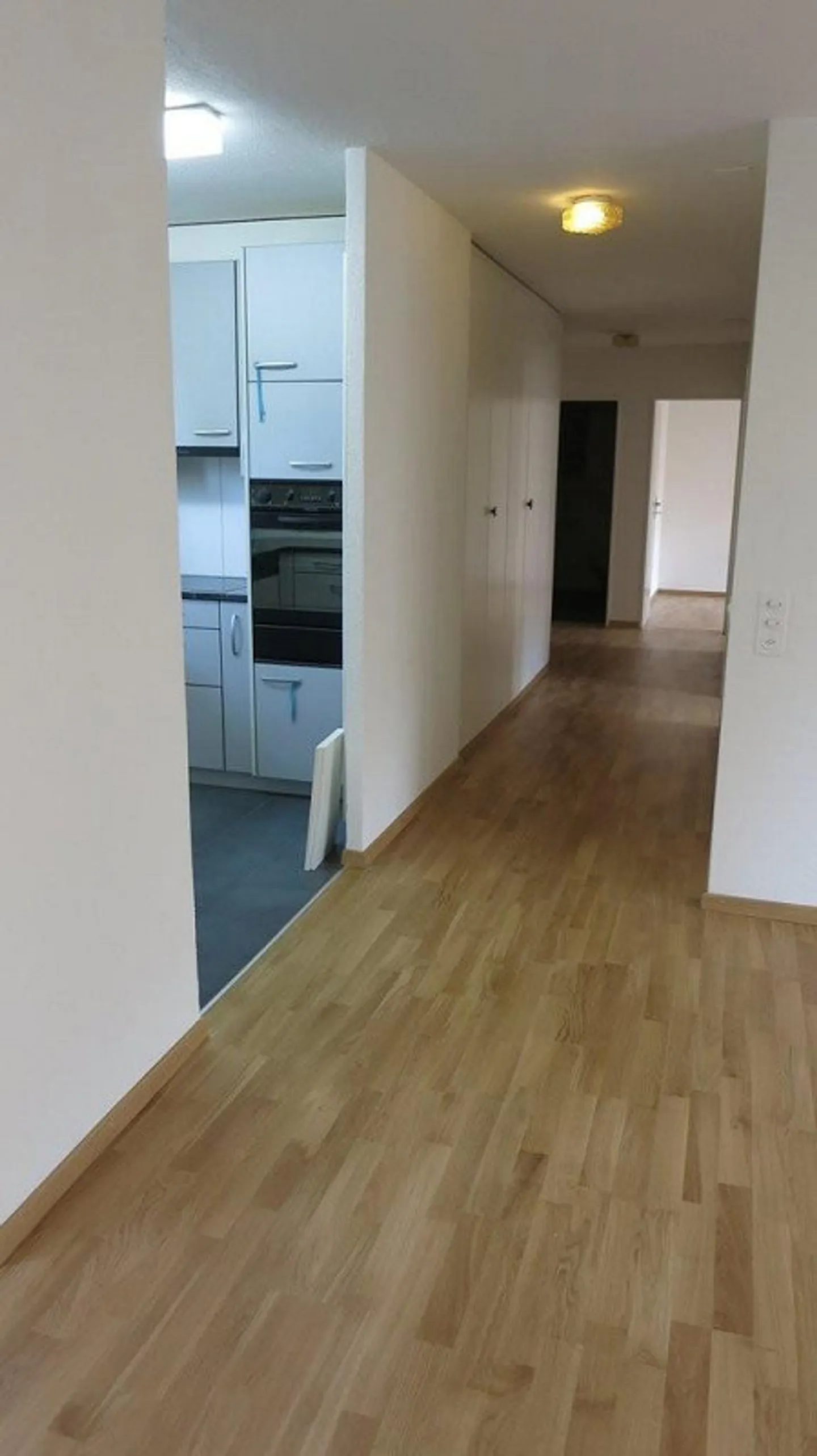 Schöne 4.5 Zimmer-Wohnung in Forch zu vermieten - Foto 3 di 10