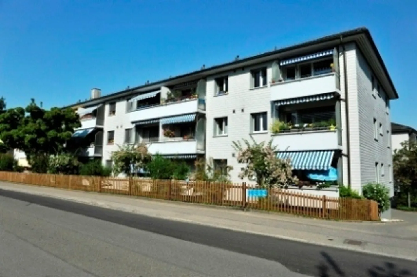 Vivre au cœur d'Ostermundigen ! - Photo 2 sur 6