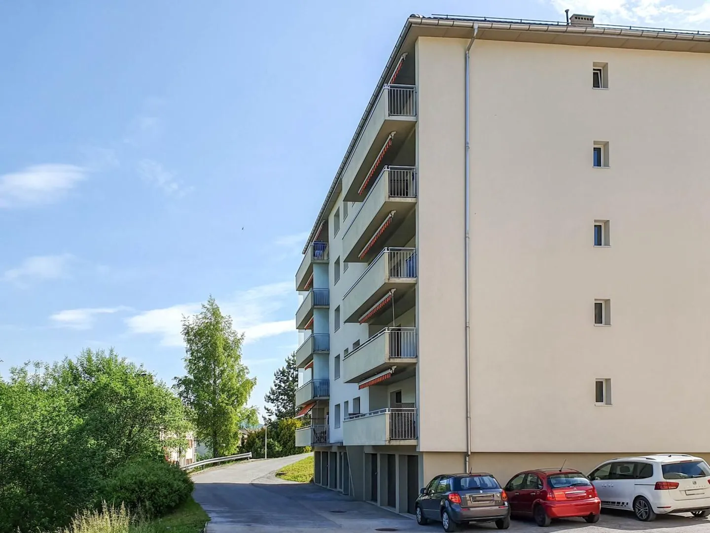 Appartamento 4.5 stanze a Locle - Foto 2 di 12
