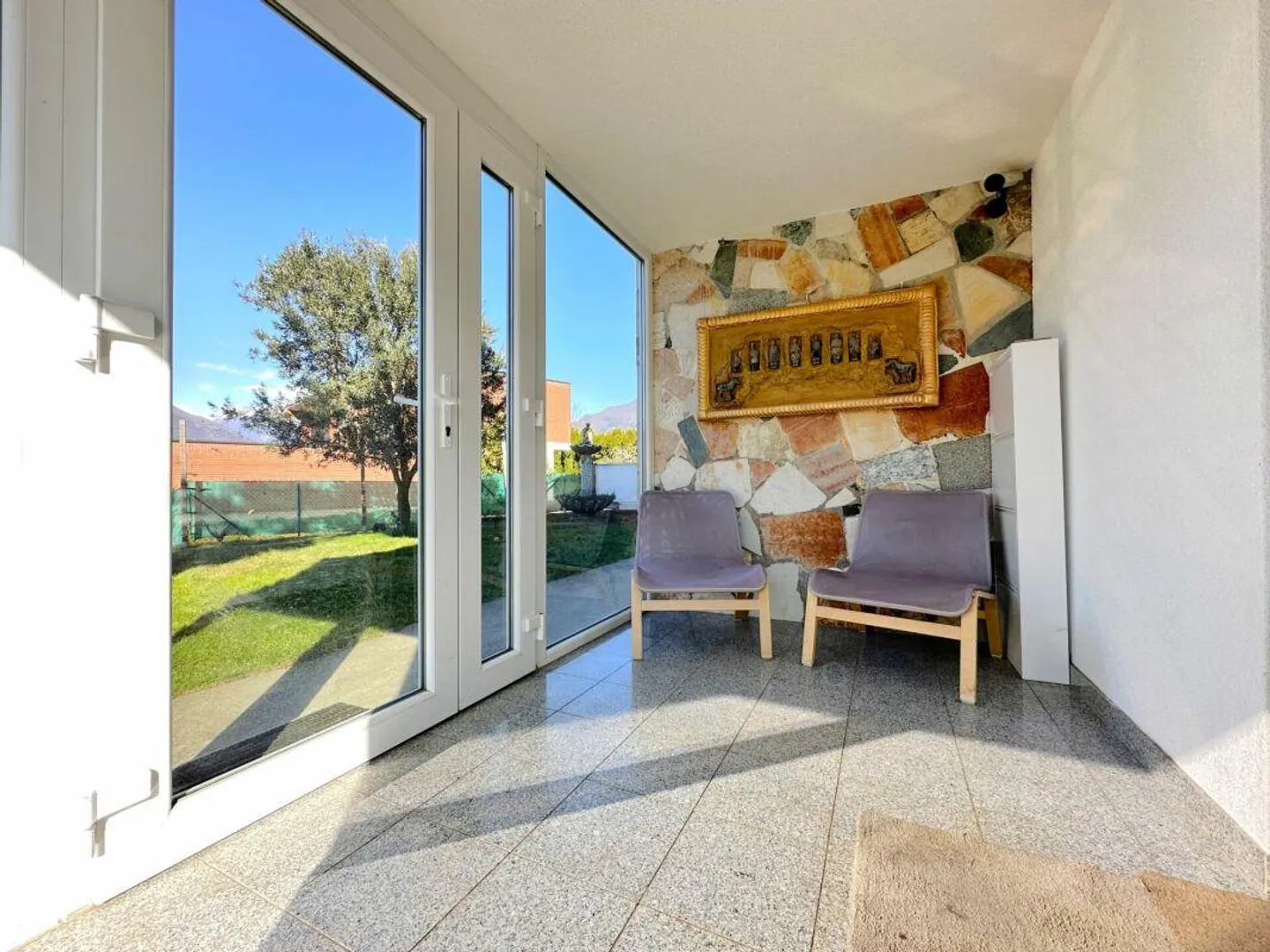 Casa bifamiliare con due appartamenti indipendenti a Sant'Antonino - Foto 14 di 16