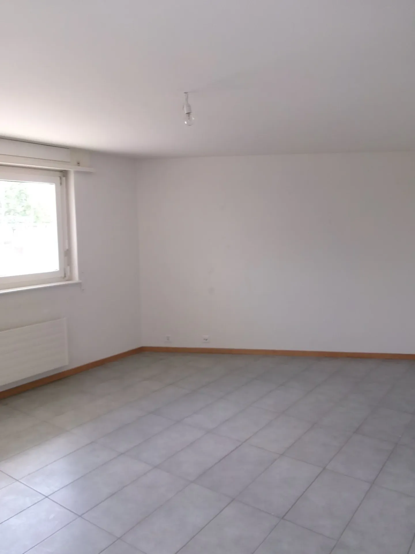 Helle und ruhige 2,5-Zimmer-Wohnung in La Chaux-de-Fonds - Foto 6 von 8