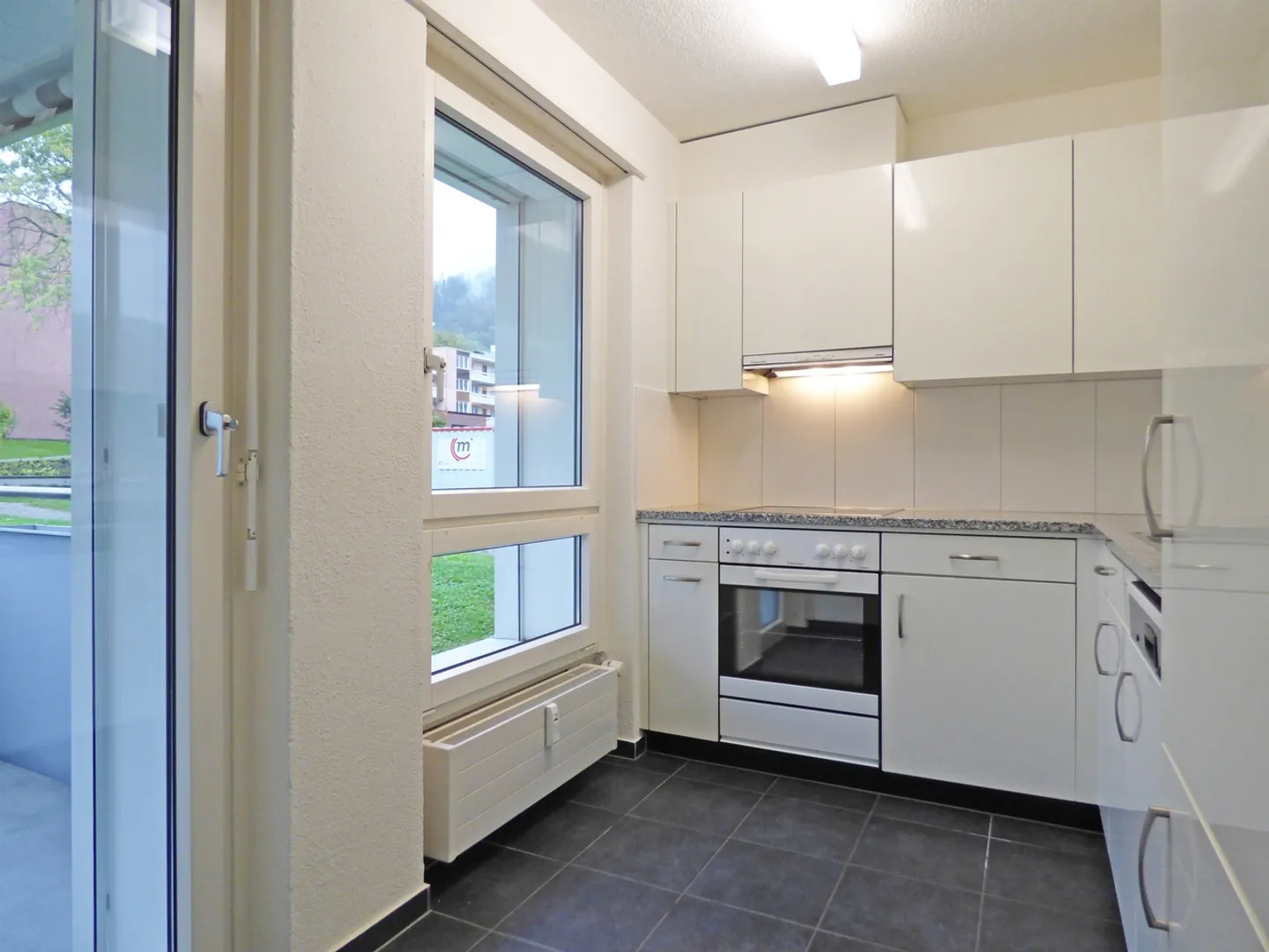 Charmant appartement 4.5 pièces - Photo 4 sur 6