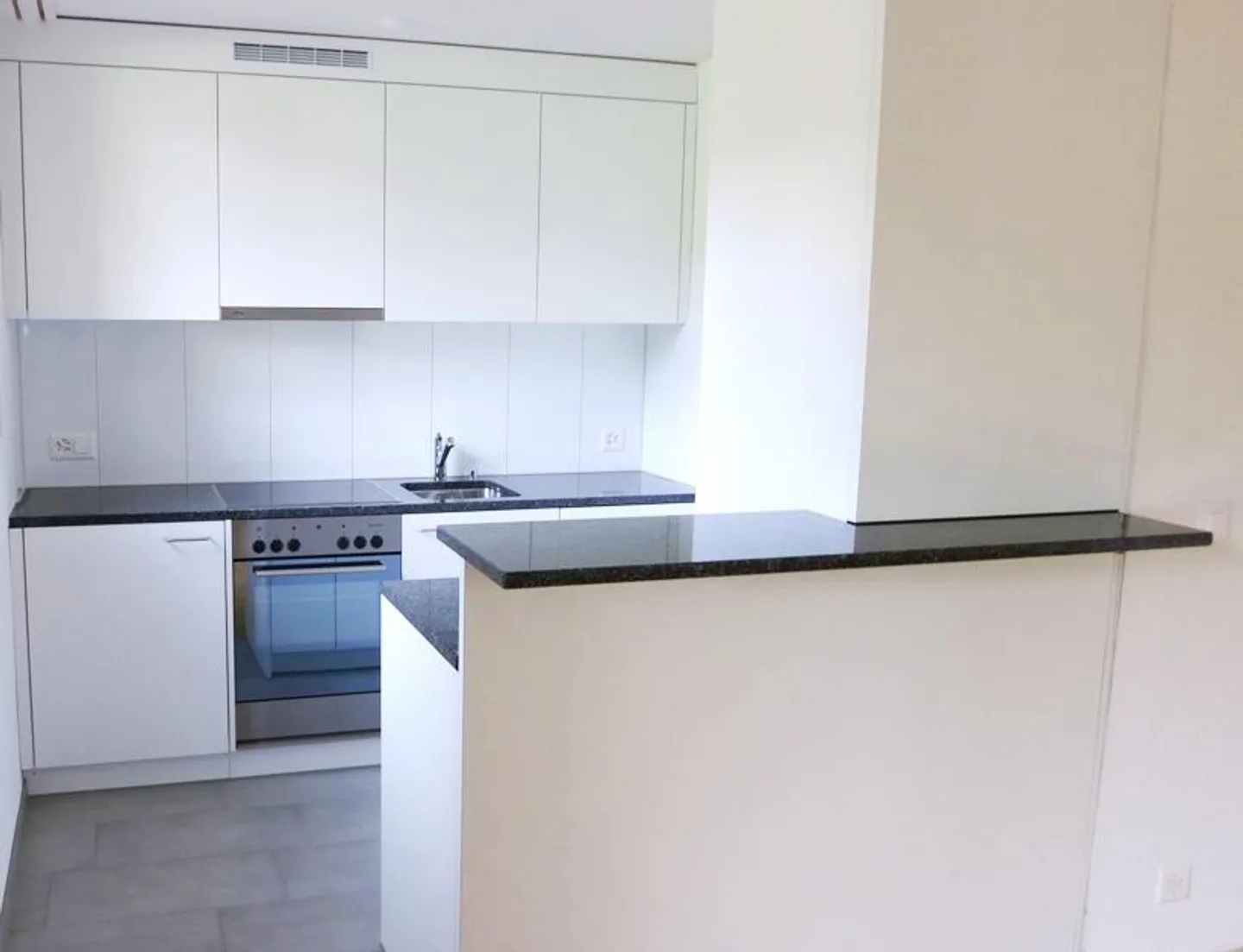 Appartamento moderno nel verde! - Foto 3 di 8