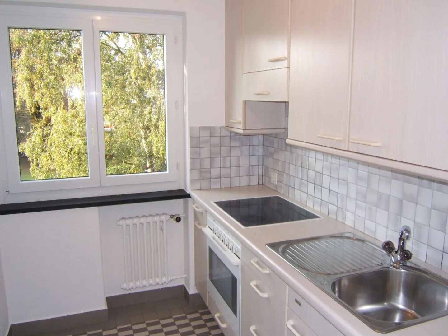 Appartamento accogliente con 3 stanze in affitto a Zurigo-Witikon - Foto 2 di 6