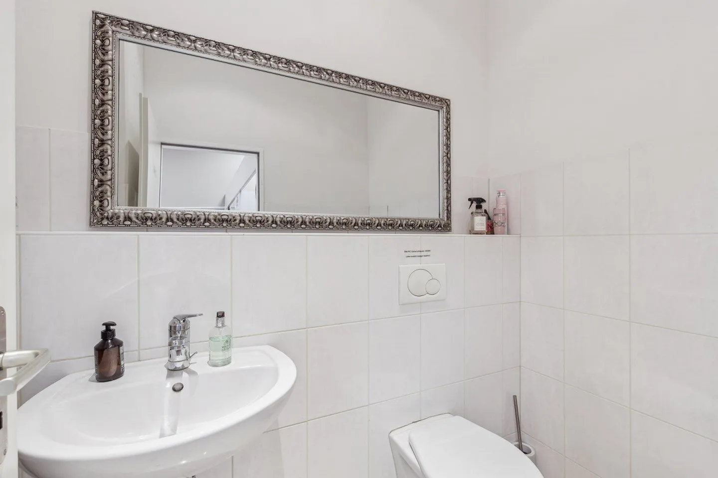 Spazio industriale elegante nell'ACCU! - Foto 8 di 8