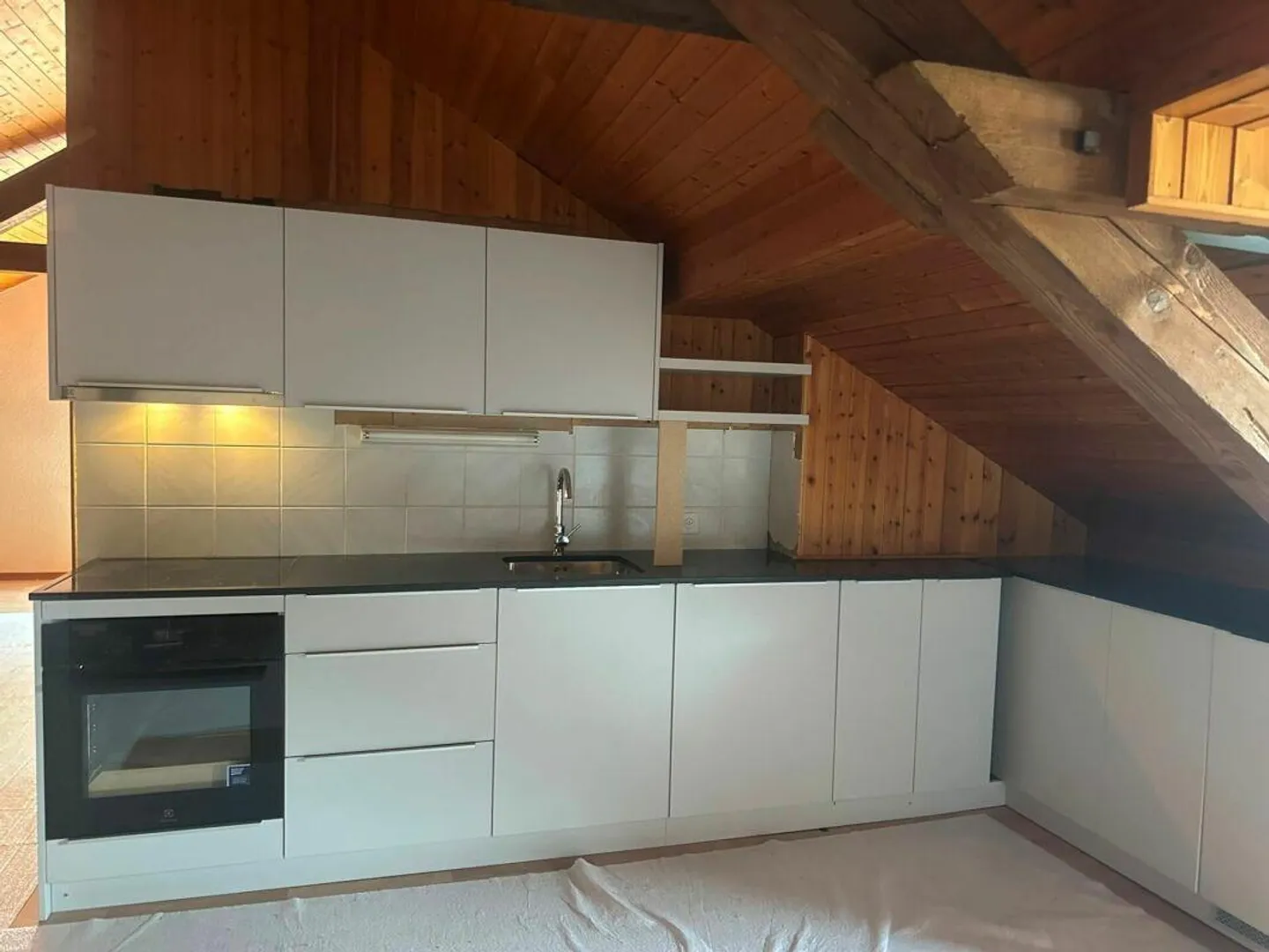 L'appartamento cerca un single! - Foto 1 di 9