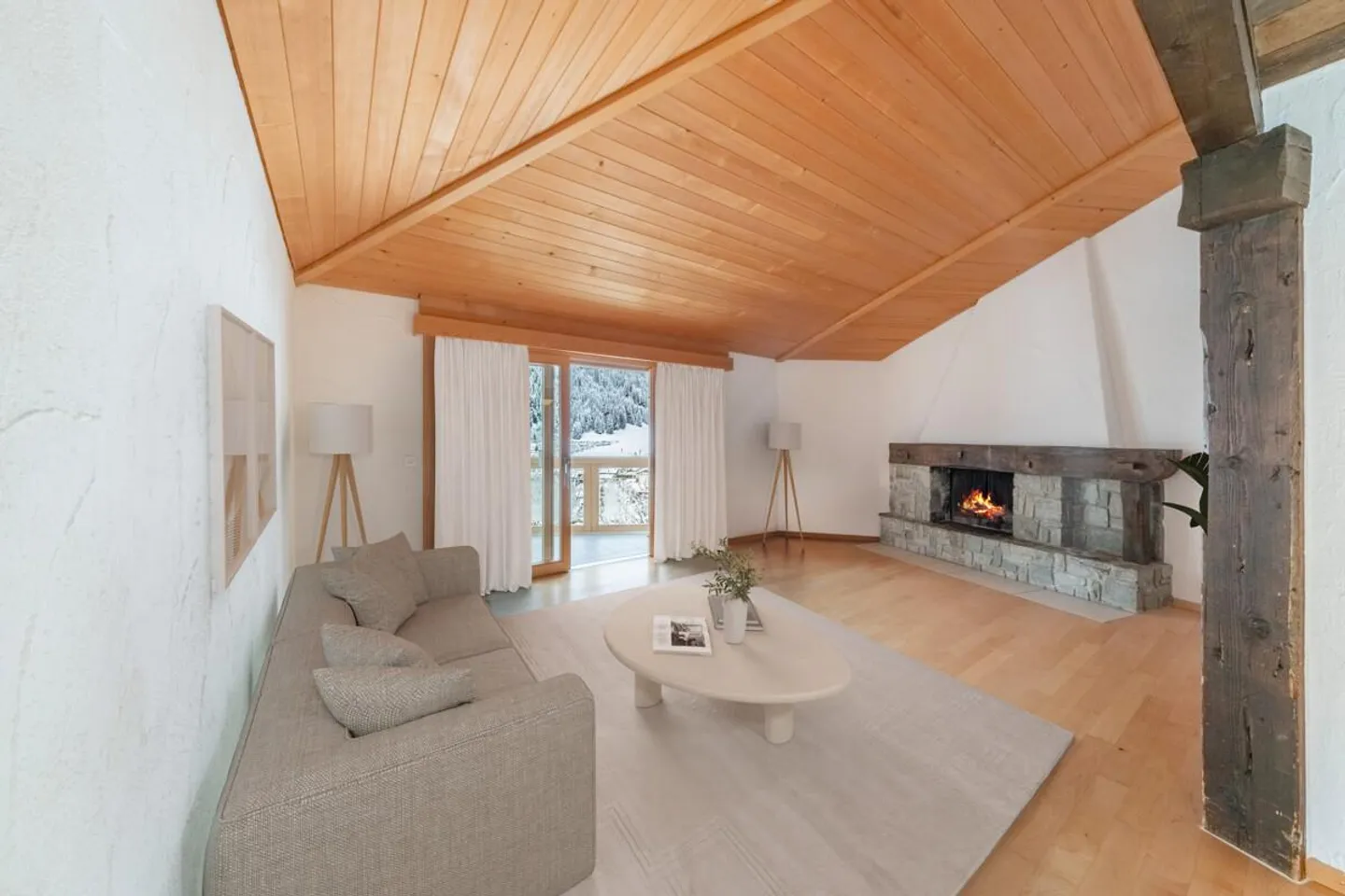 Churwalden: sonniges Ferienhaus in ruhiger Hanglage mit Bergsicht - Foto 2 von 6