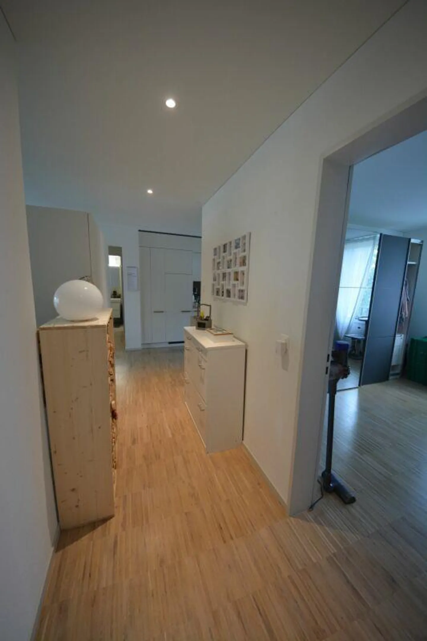 Appartamento moderno di 4,5 stanze in affitto in un quartiere adatto alle famiglie - Foto 2 di 14