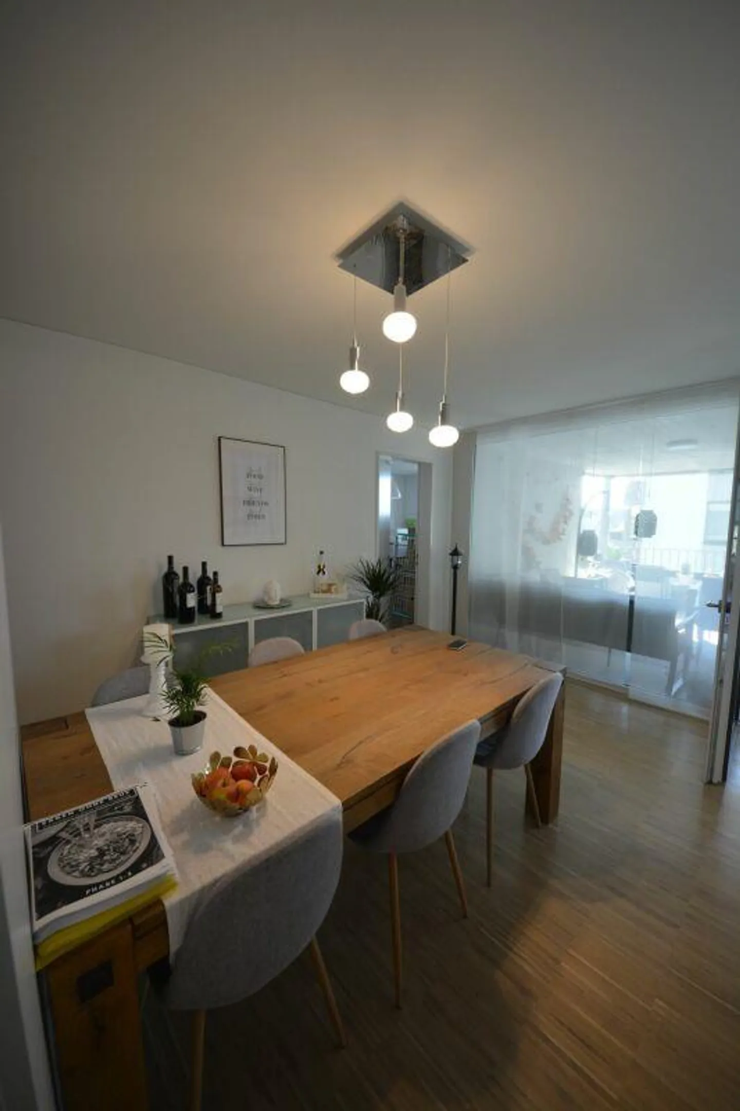 Appartamento moderno di 4,5 stanze in affitto in un quartiere adatto alle famiglie - Foto 3 di 14