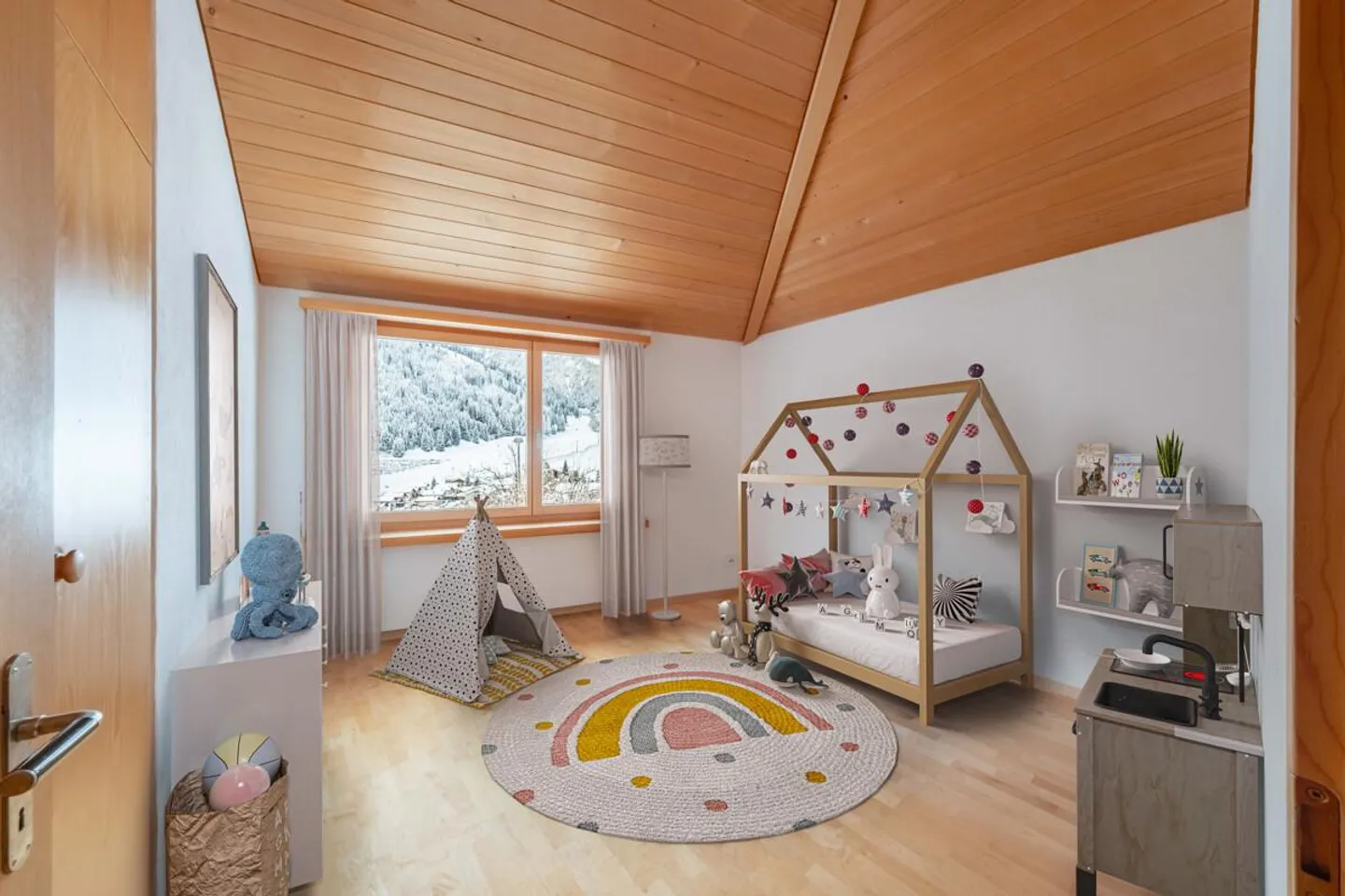 Churwalden: sonniges Ferienhaus in ruhiger Hanglage mit Bergsicht - Foto 4 von 6