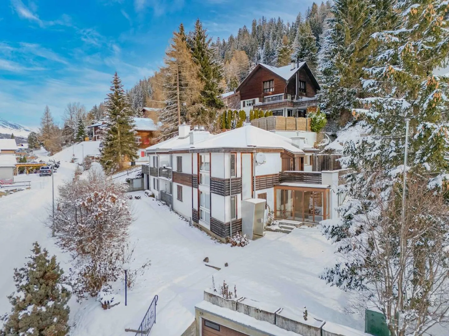 Churwalden: sonniges Ferienhaus in ruhiger Hanglage mit Bergsicht - Foto 5 von 6