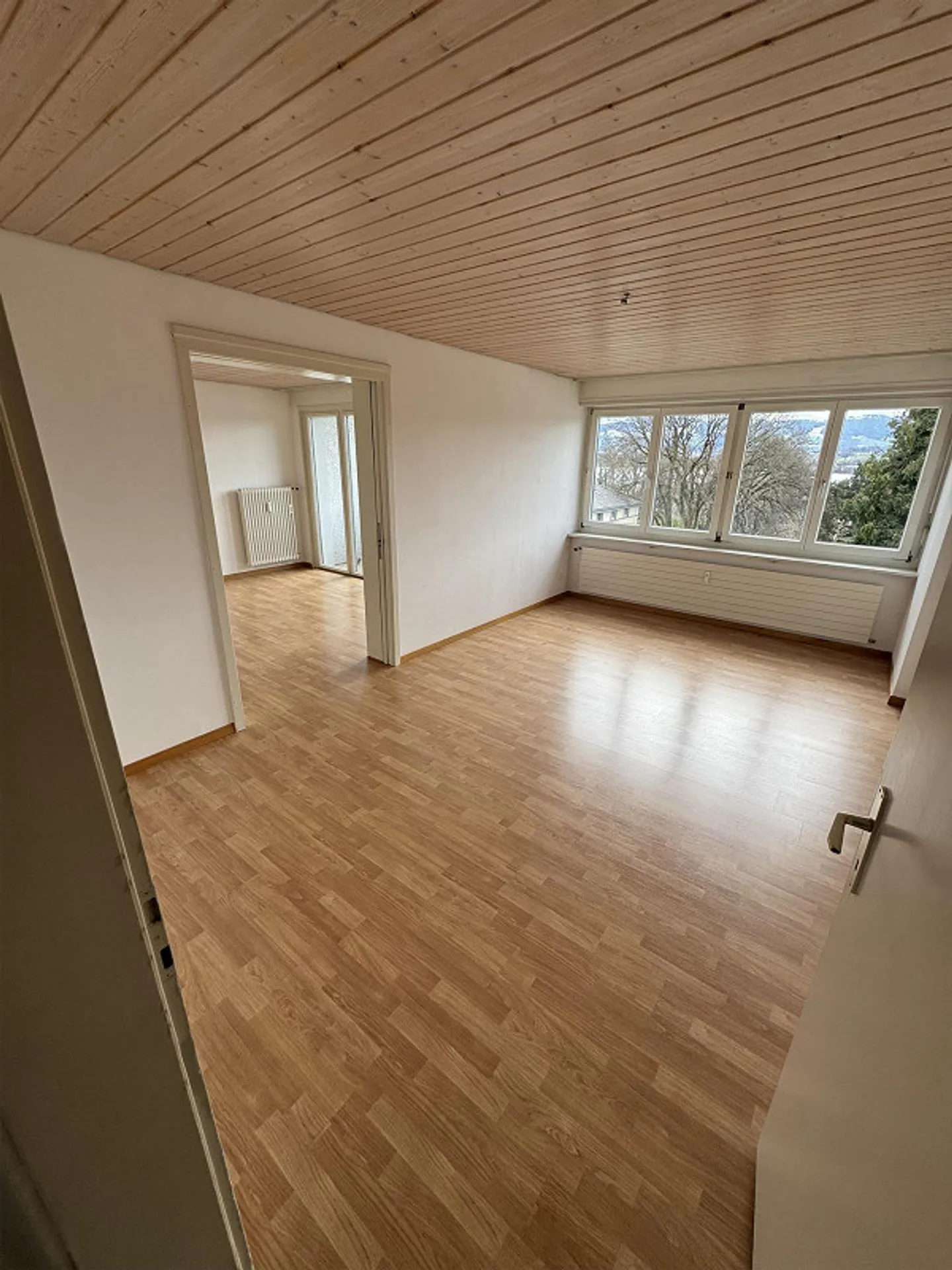 5-Room Apartment - Photo 1 of 10