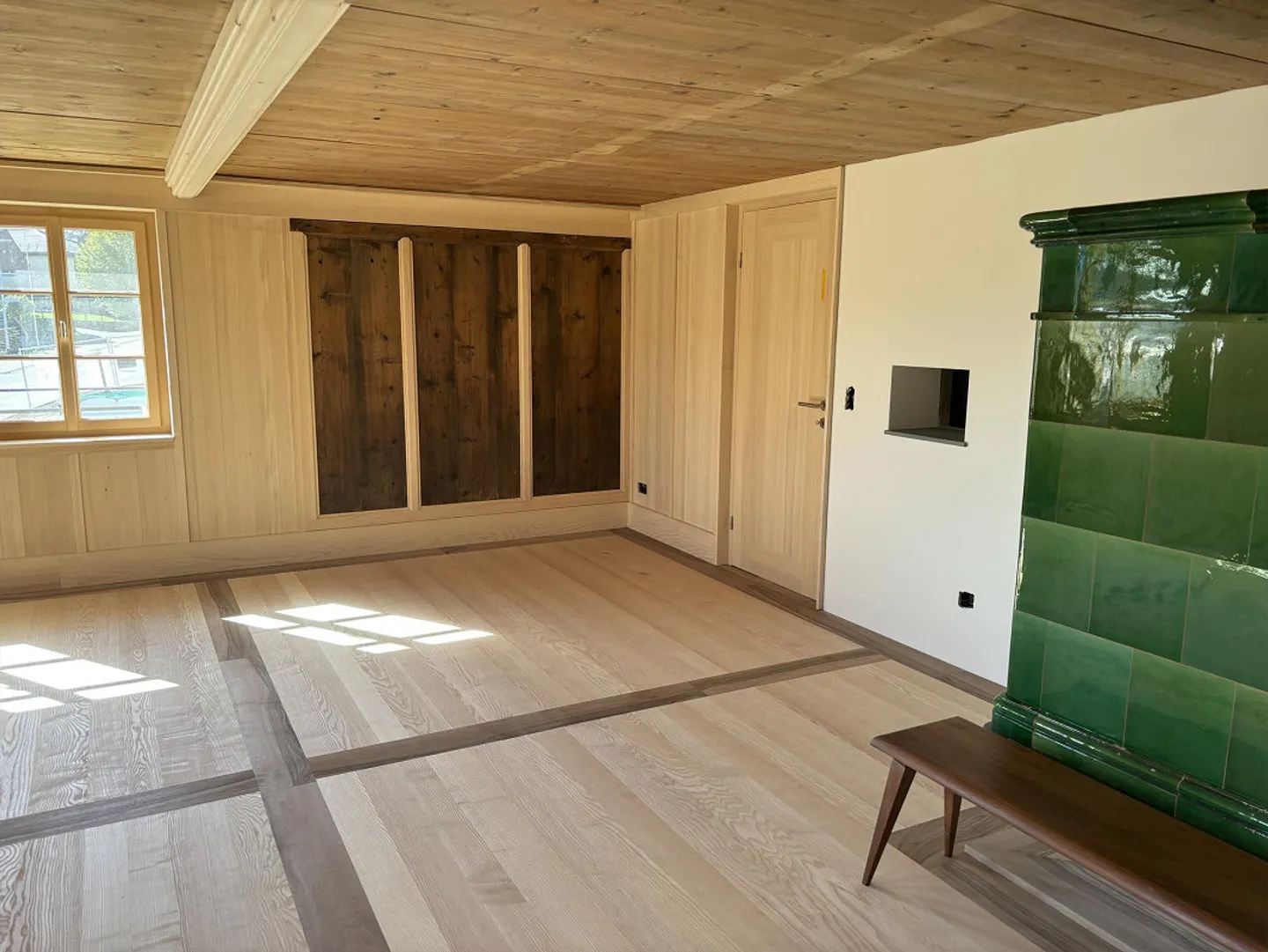 Living with History: Restored Farmhouse from 1617 - Photo 5 of 13