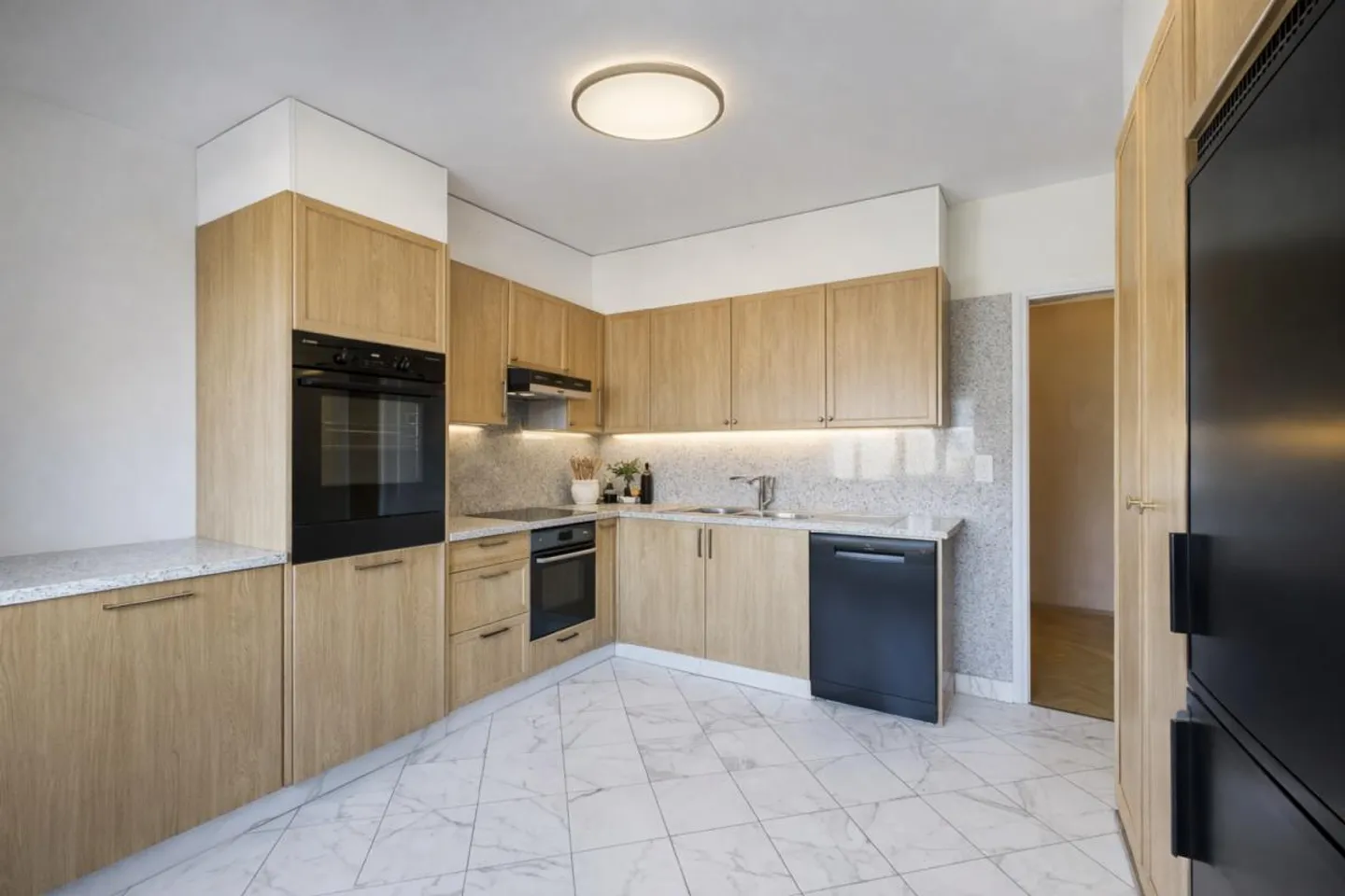 Maison individuelle lumineuse avec un grand potentiel - Photo 5 sur 20