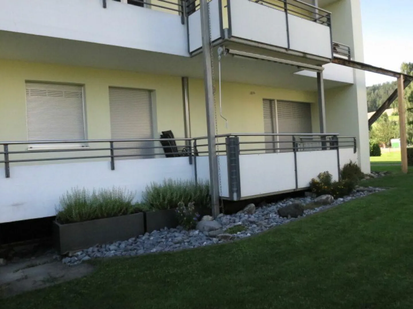 Appartement de 4 pièces au rez-de-chaussée surélevé dans un emplacement calme à Männedorf - Photo 7 sur 10