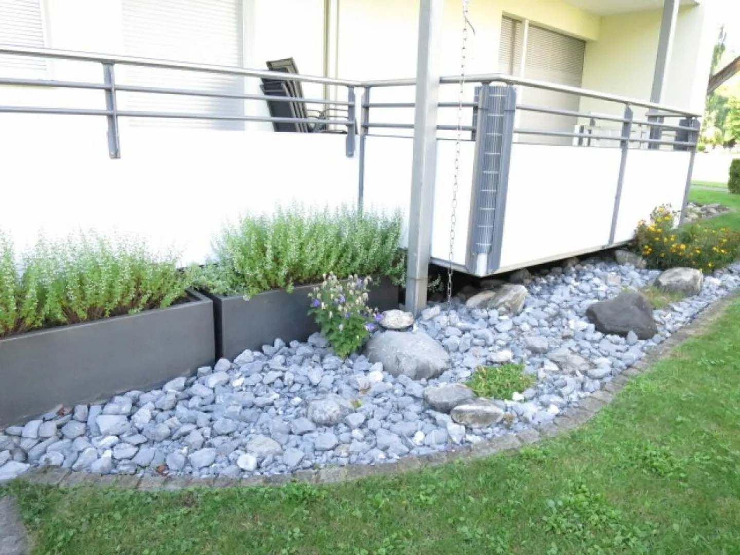 Appartement de 4 pièces au rez-de-chaussée surélevé dans un emplacement calme à Männedorf - Photo 8 sur 10