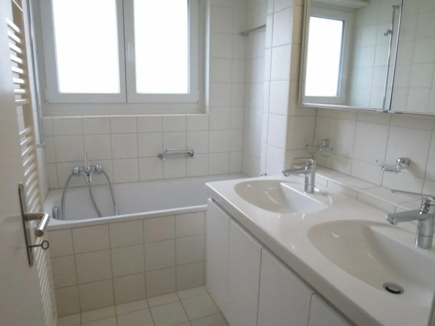 Appartement de 4 pièces au rez-de-chaussée surélevé dans un emplacement calme à Männedorf - Photo 5 sur 10