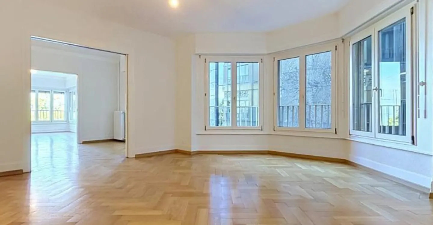 Renoviertes Appartement mit Seeblick - Foto 1 von 8
