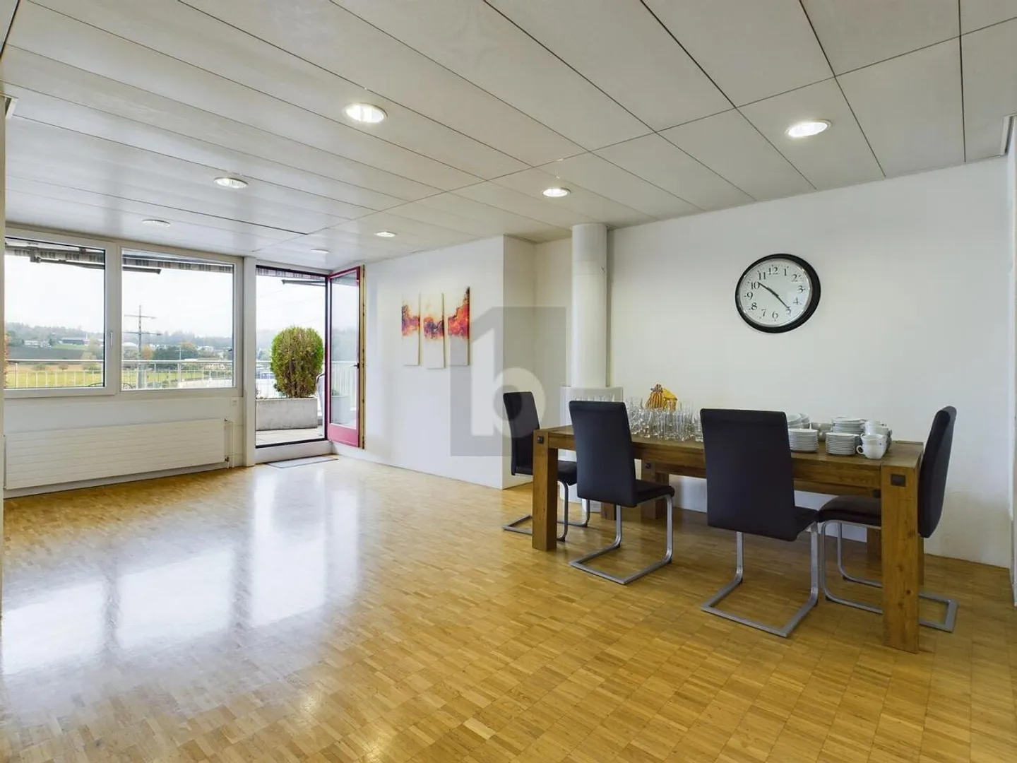 REPRESENTATIVE / EFFECTIVE ON HIGHWAY A1 - Photo 3 of 6