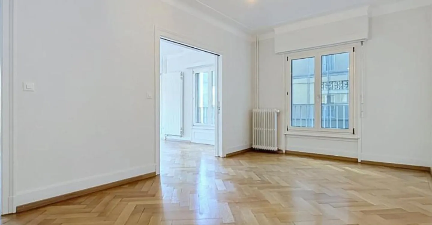 Renoviertes Appartement mit Seeblick - Foto 2 von 8