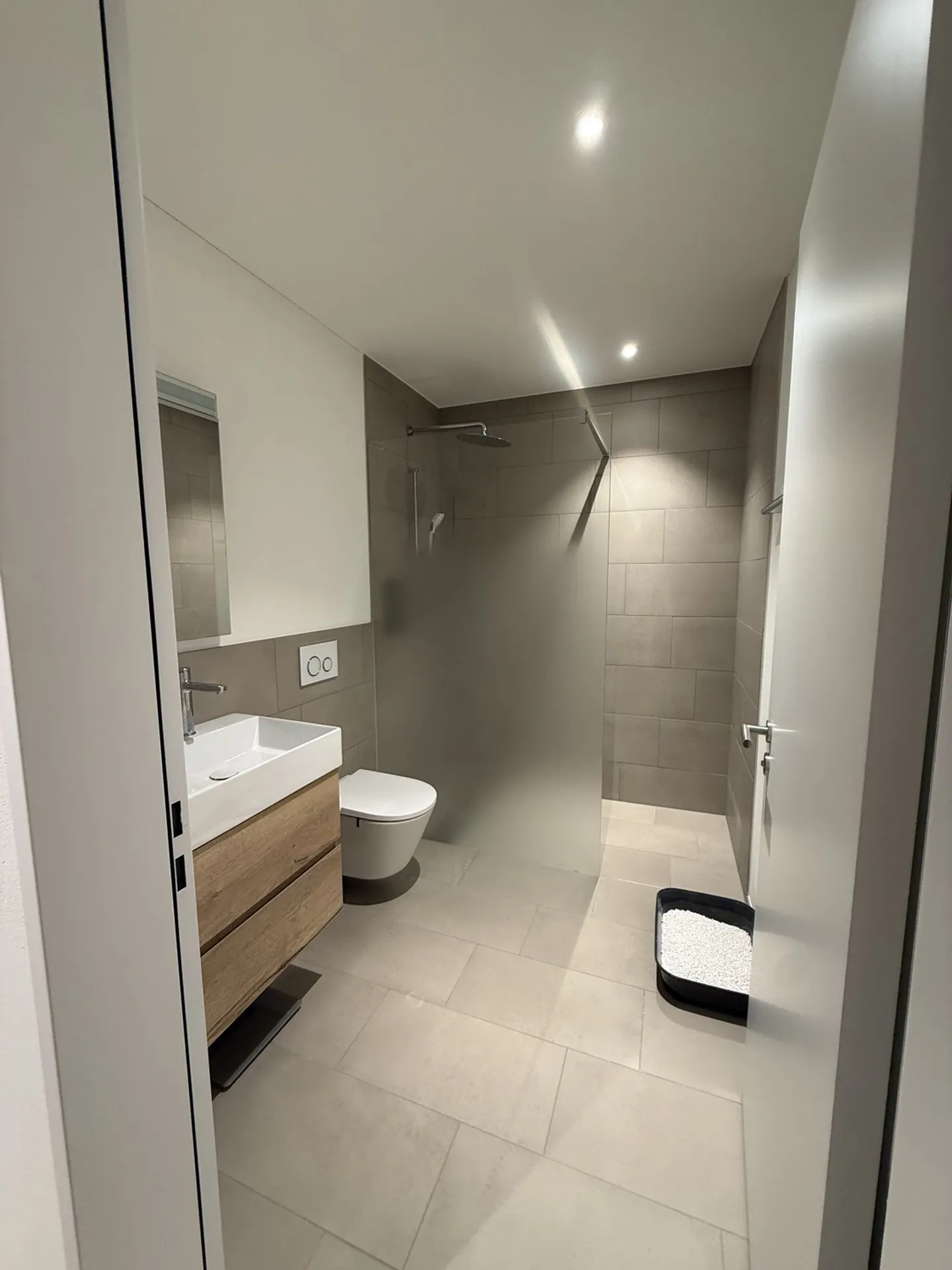 Modern 4.5-room new apartment with balcony & top amenities - Looking for a new tenant - Photo 6 of 7