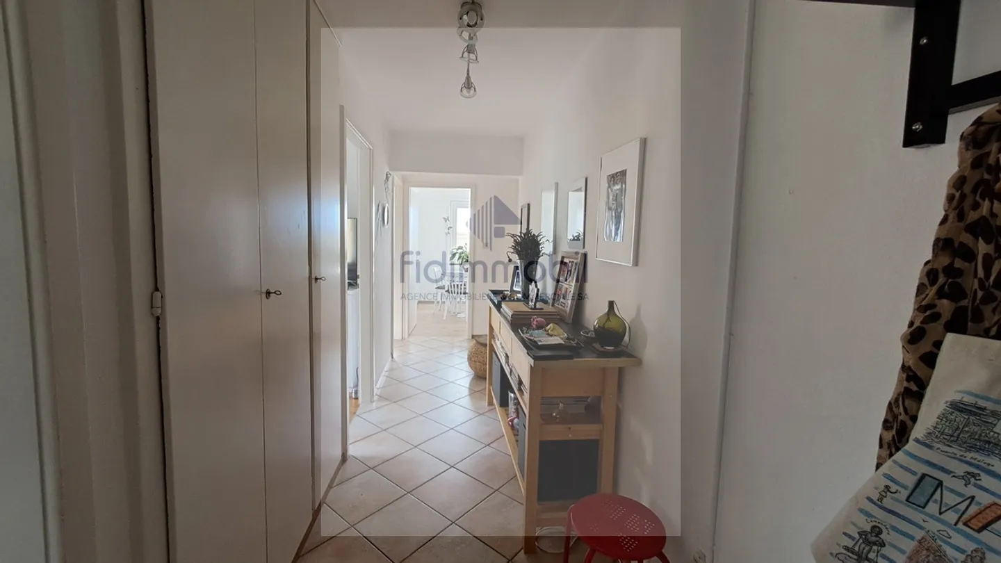 Apartment for rent - Photo 6 of 9