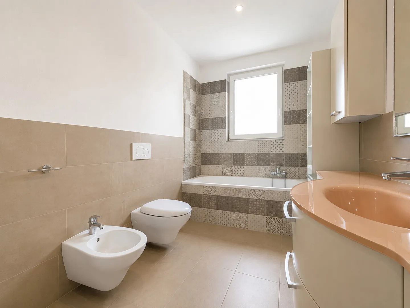 MODERN AND WELCOMING 3.5 ROOMS WITH LARGE TERRACE IN CURIO - Photo 7 of 10