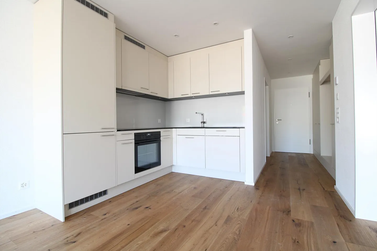 Moderne 2.5-Zimmer Wohnung in Wängi - Foto 2 von 5