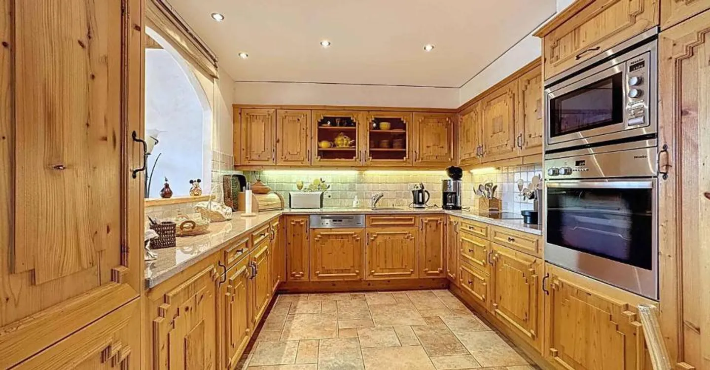 MAGNIFICENT DUPLEX/PENTHOUSE OF 6.5 ROOMS IN THE CENTER WITH A VERY BEAUTIFUL VIEW - Photo 7 of 13