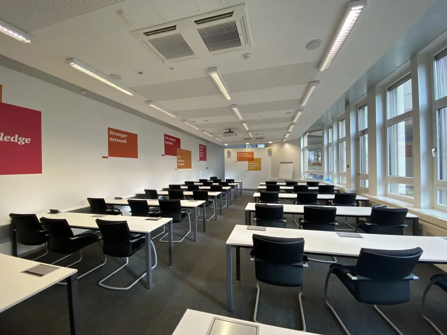 Surfaces administratives entièrement aménagées aux Nations - Photo 5 sur 5