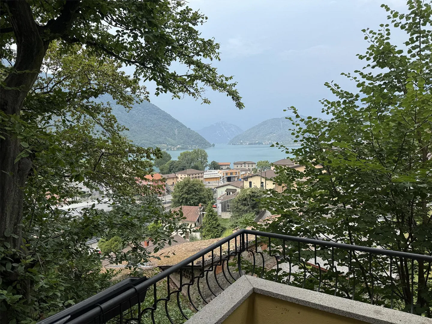 Villetta indipendente con vista lago - Foto 16 di 21