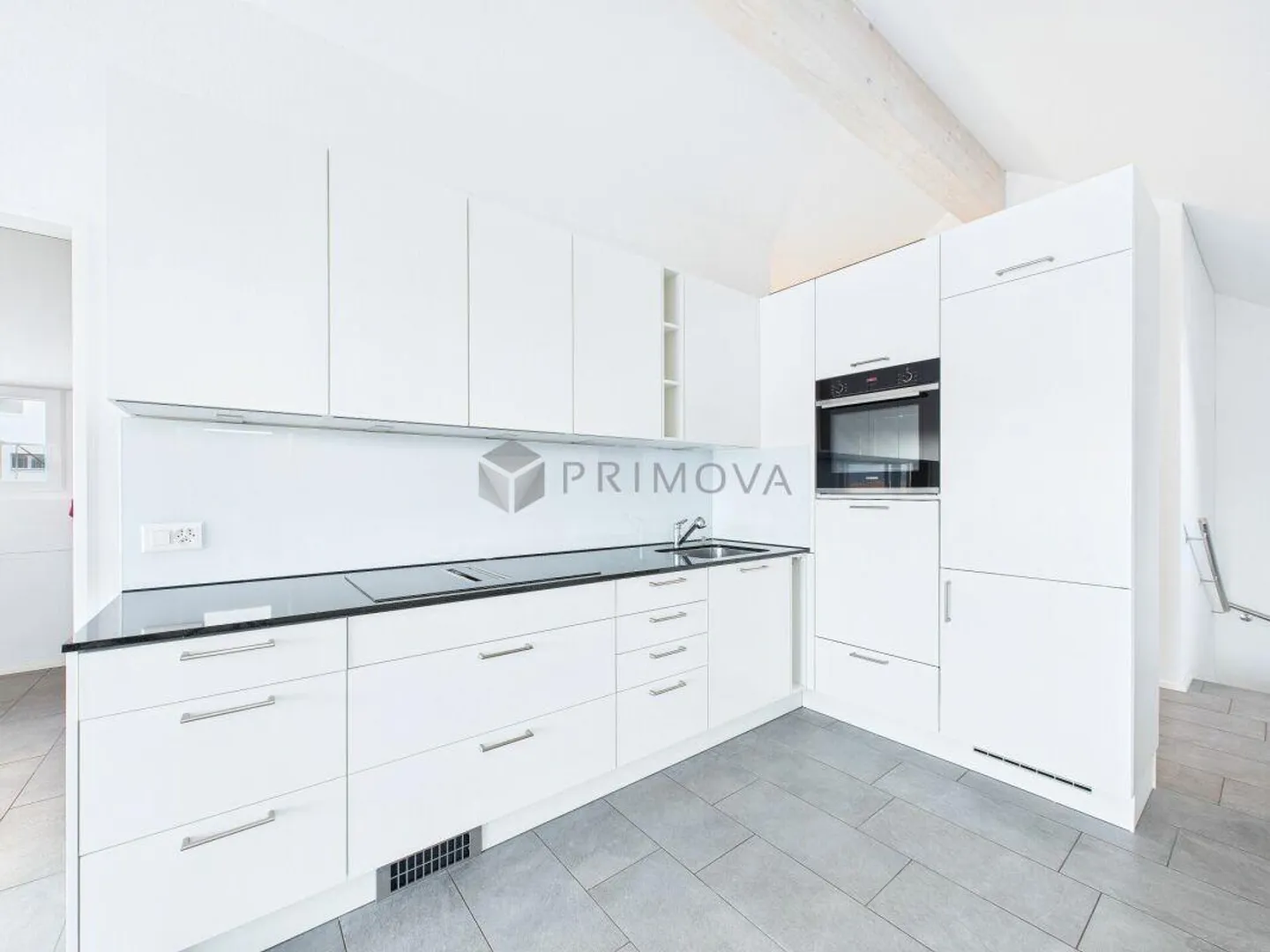 Vivre avec vue - Appartement lumineux de 4,5 pièces avec un prêt hypothécaire de 1,01 % - Photo 3 sur 13