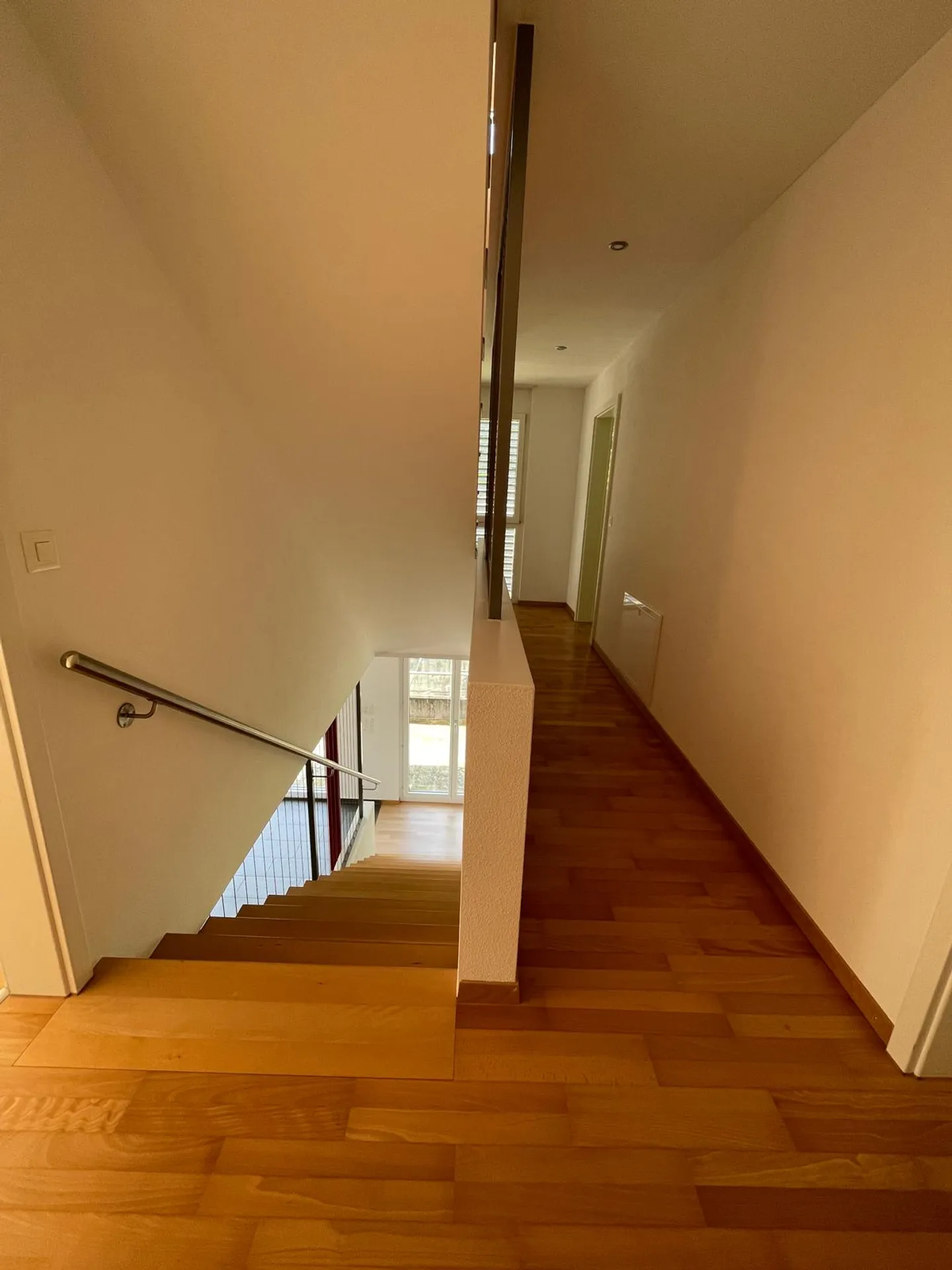 Charming 5.5-Room Semi-Detached House in Weggis with Lake View - Photo 6 of 18