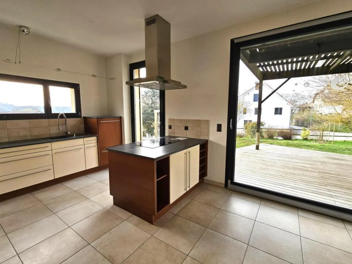 Villa 5.5 rooms - Photo 7 of 10