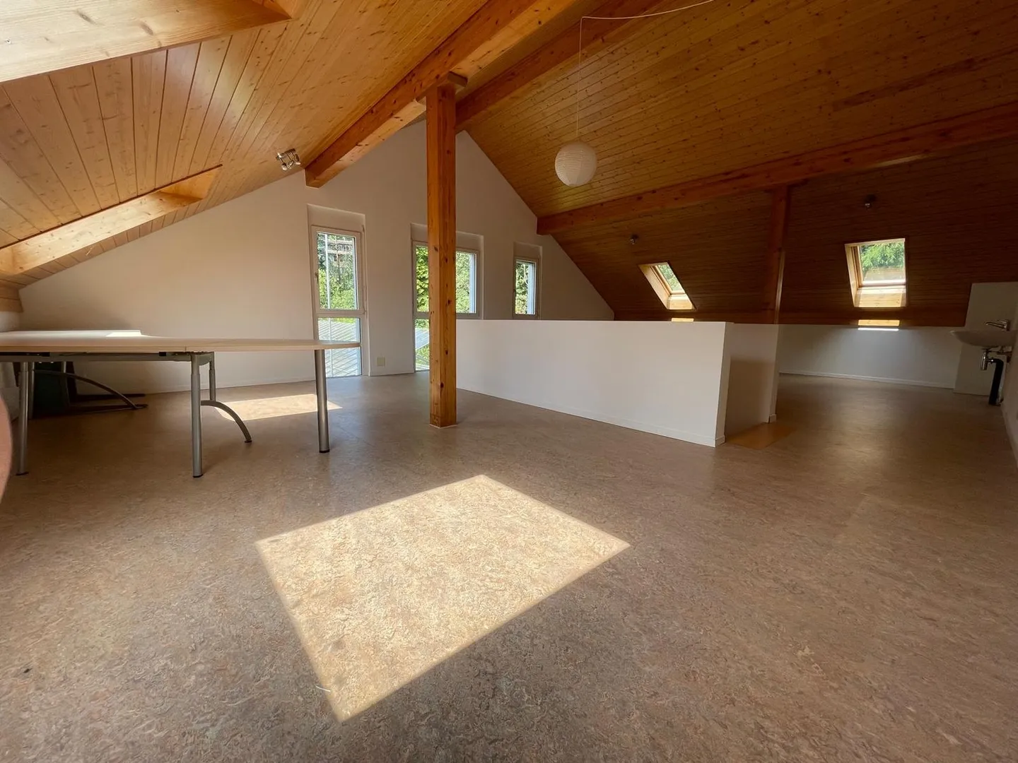 Charming 5.5-Room Semi-Detached House in Weggis with Lake View - Photo 13 of 18